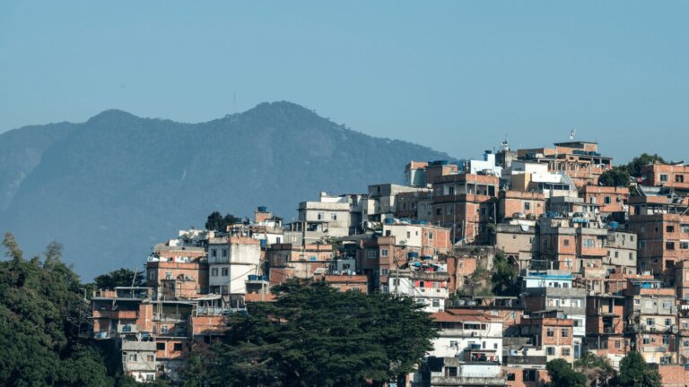 Racismo ambiental e climático nas favelas do Rio de Janeiro: artigo da CIPÓ publicado